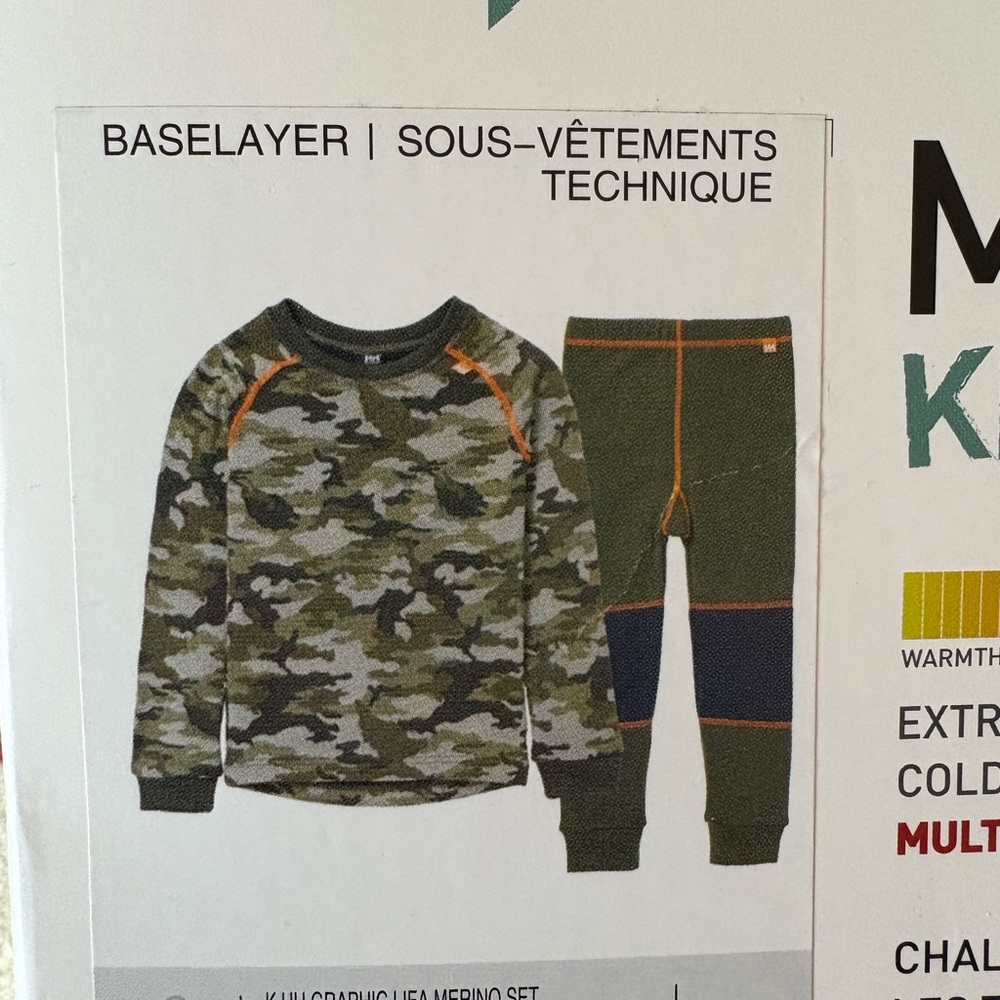 Helly Hansen NWT boys Lifa merino baselayer set
